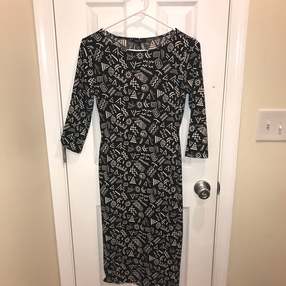 Never worn black & white forever 21 dress